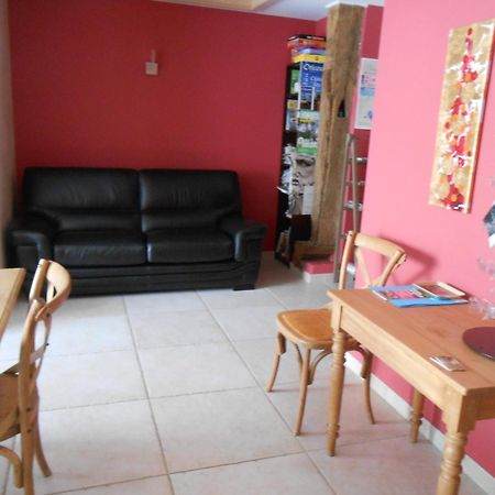 Bed and Breakfast Les Grands Pres Geney Екстер'єр фото