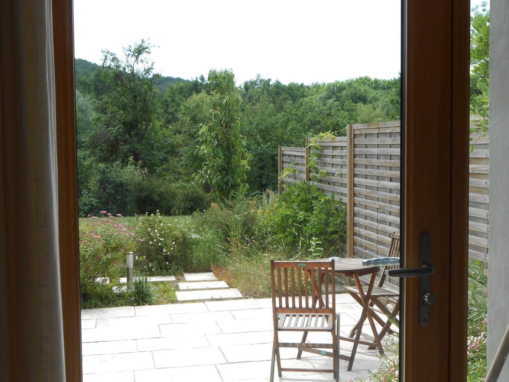 Bed and Breakfast Les Grands Pres Geney Номер фото