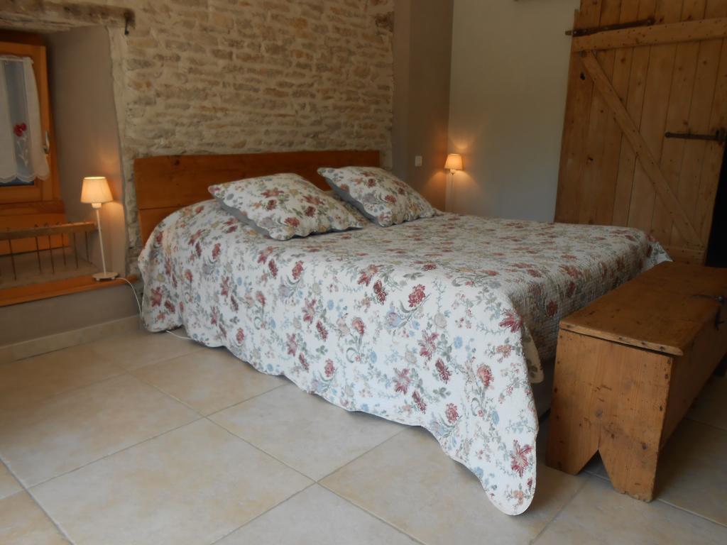 Bed and Breakfast Les Grands Pres Geney Номер фото